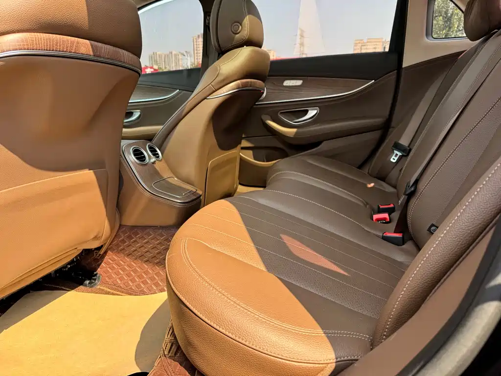 Mercedes-Benz E-Class New Energy — миниатюра 11