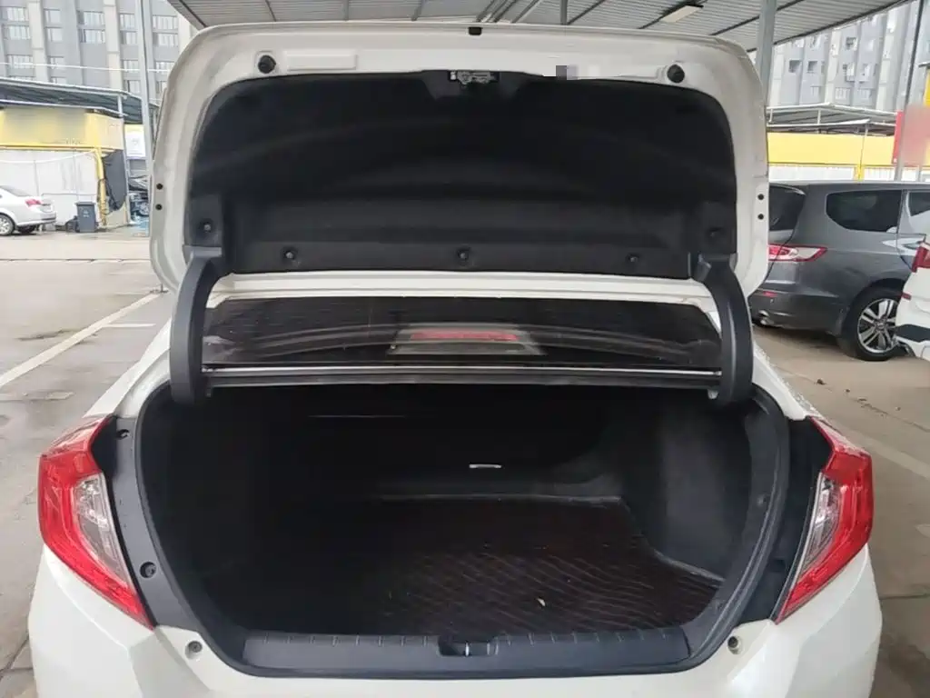 Honda Civic — миниатюра 24