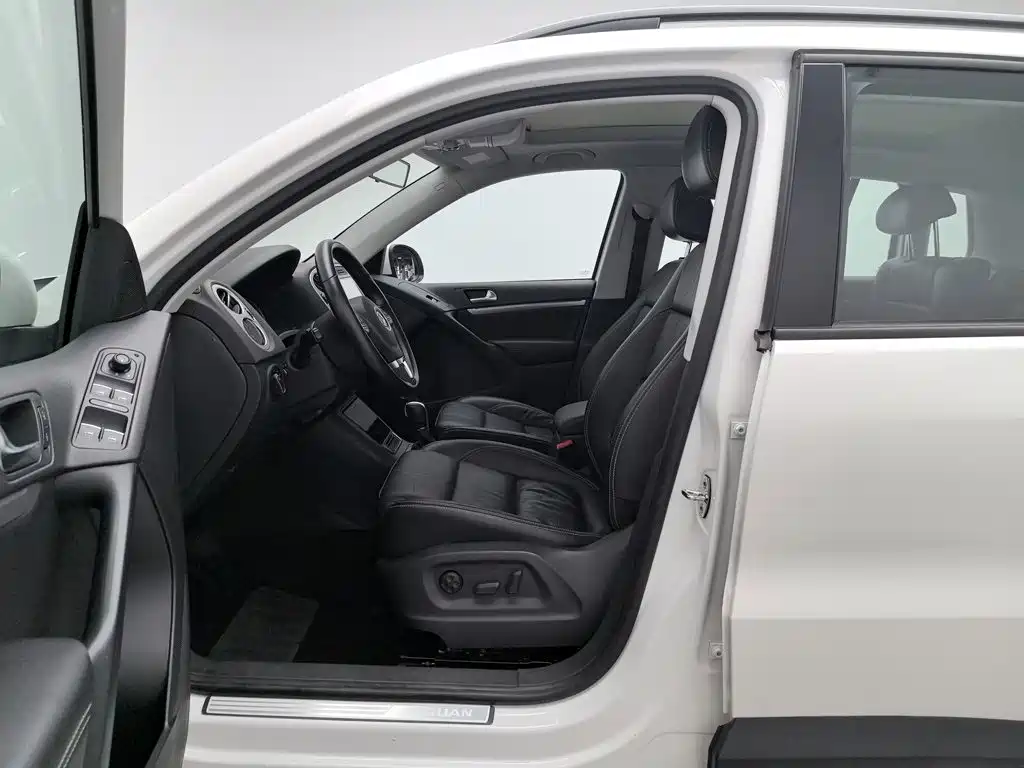 Volkswagen Tiguan — миниатюра 10