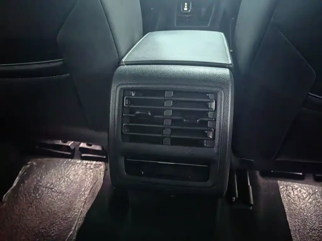 Volkswagen Golf — миниатюра 4