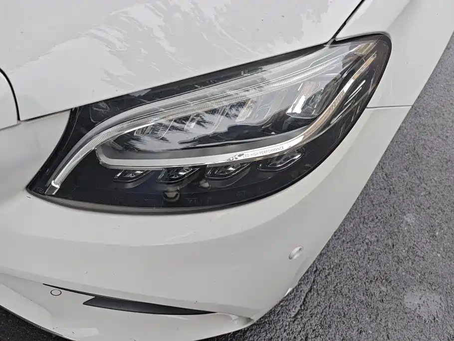 Mercedes-Benz C-Class — миниатюра 5