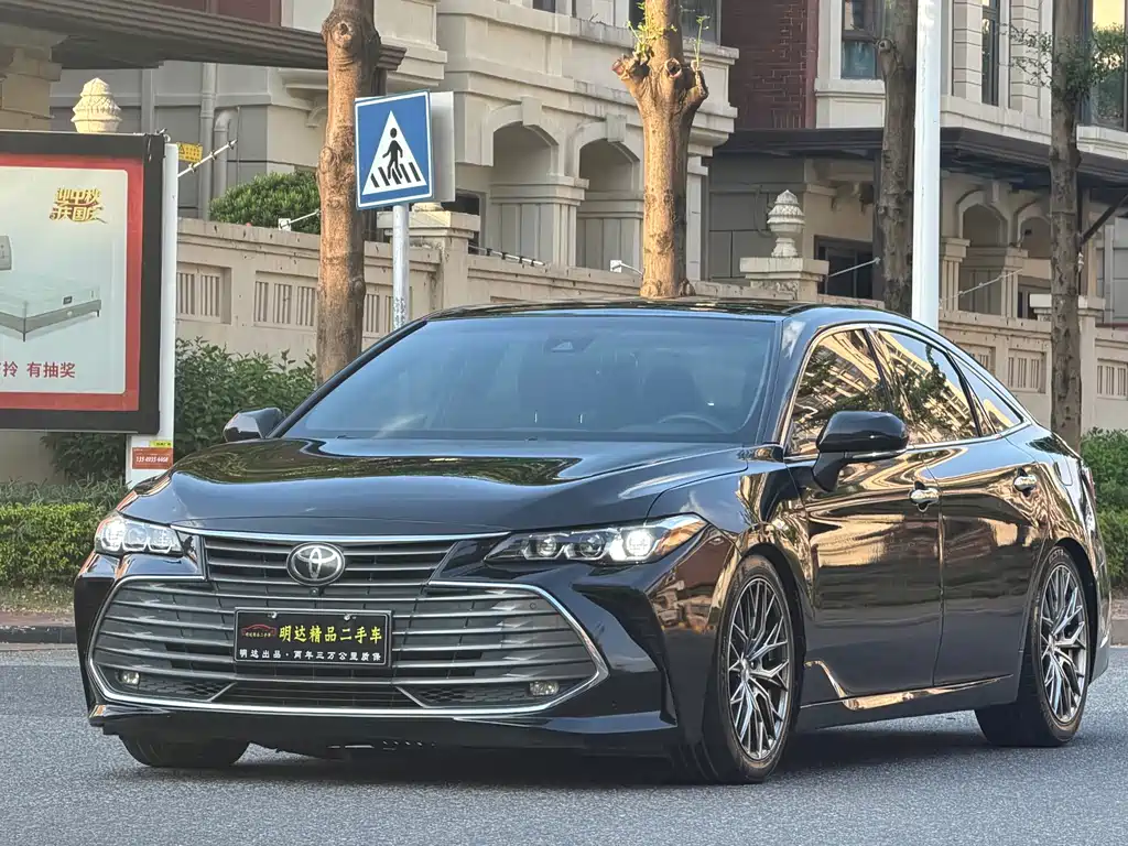 Toyota Avalon — миниатюра 3