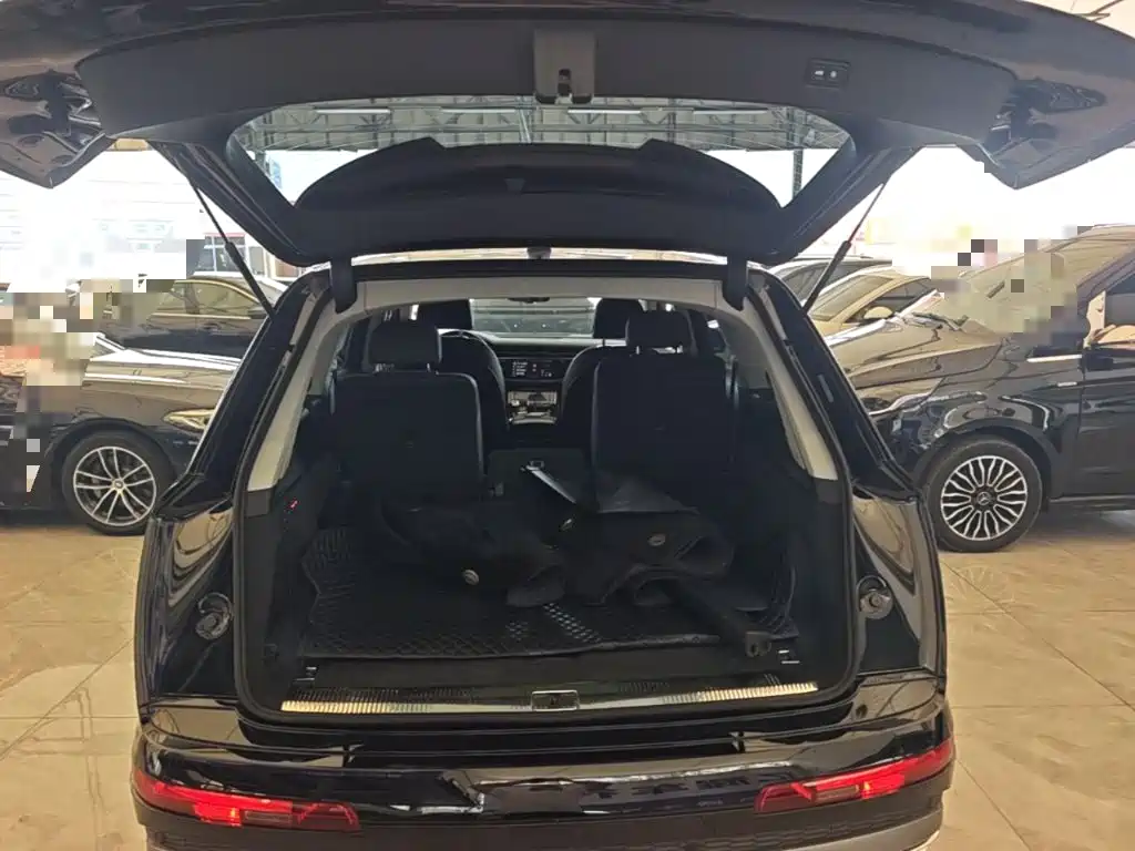 Audi Q7 — миниатюра 19