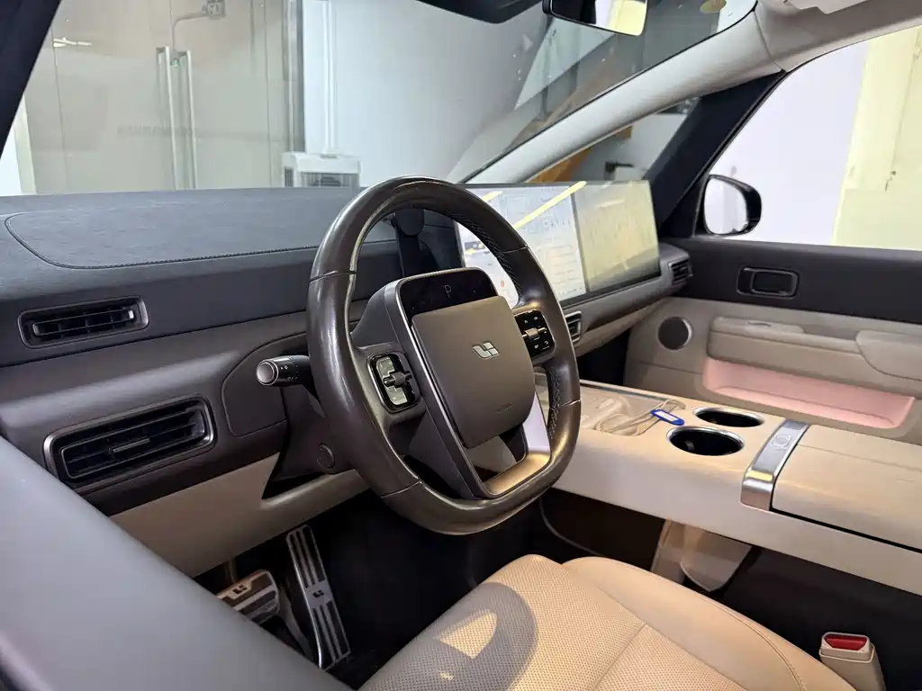 Li Auto Li MEGA — миниатюра 10
