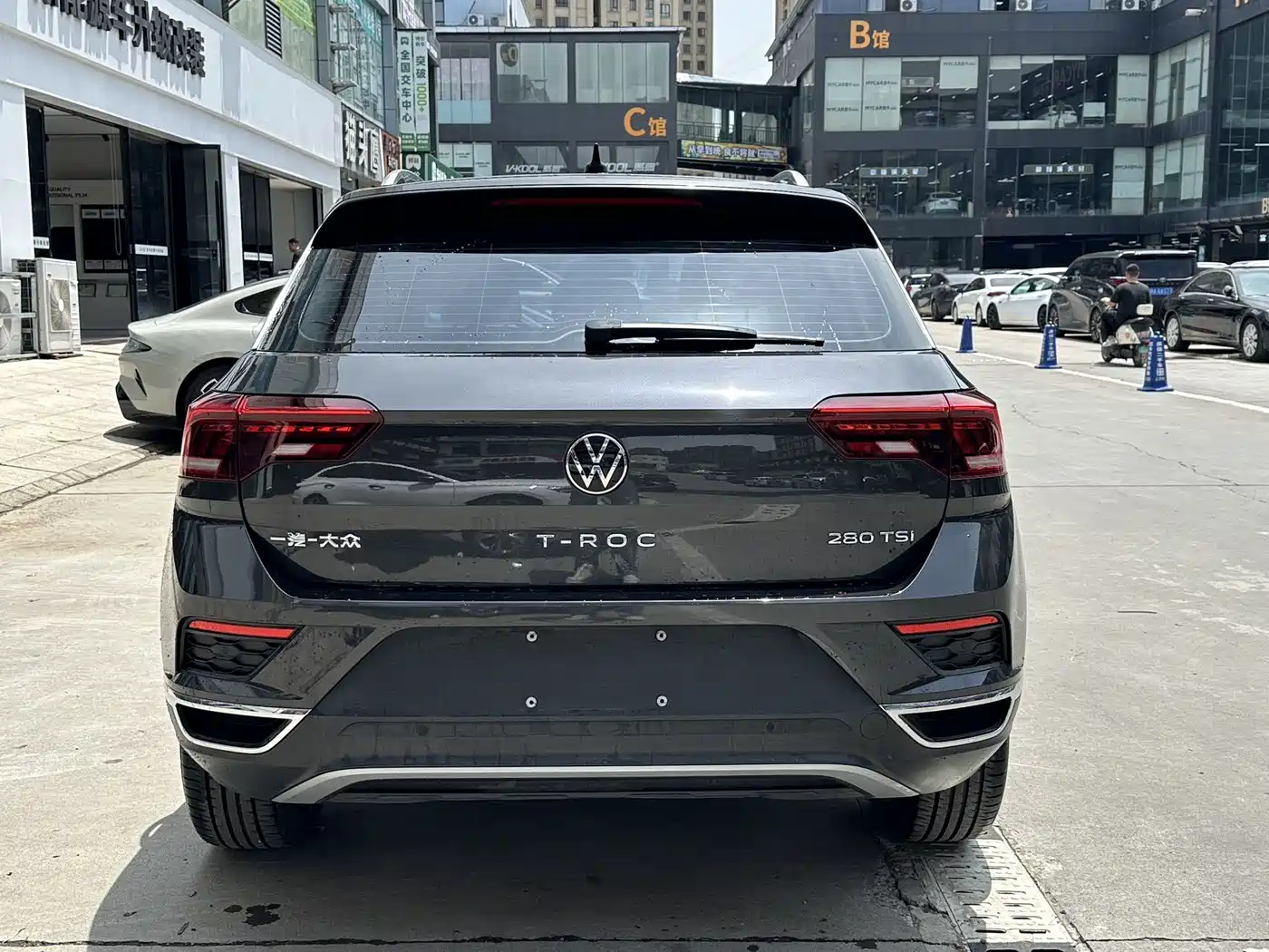 Volkswagen T-ROC exploring Songs id 4538605 из Китая 15