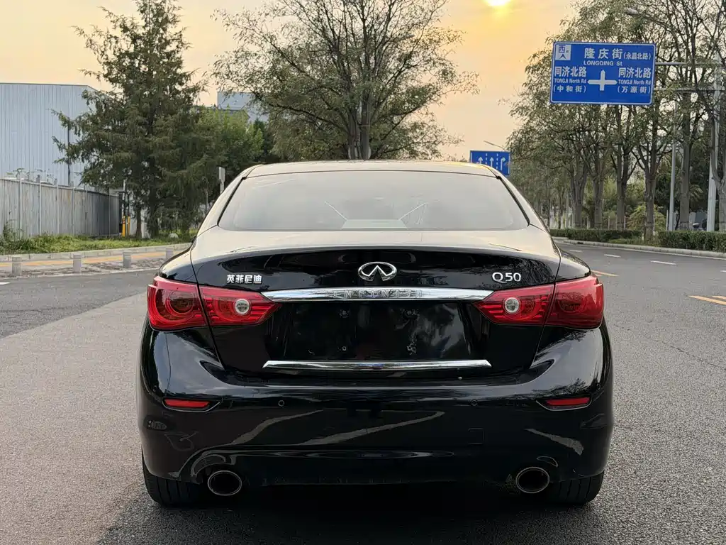 Infiniti Q50L — миниатюра 6