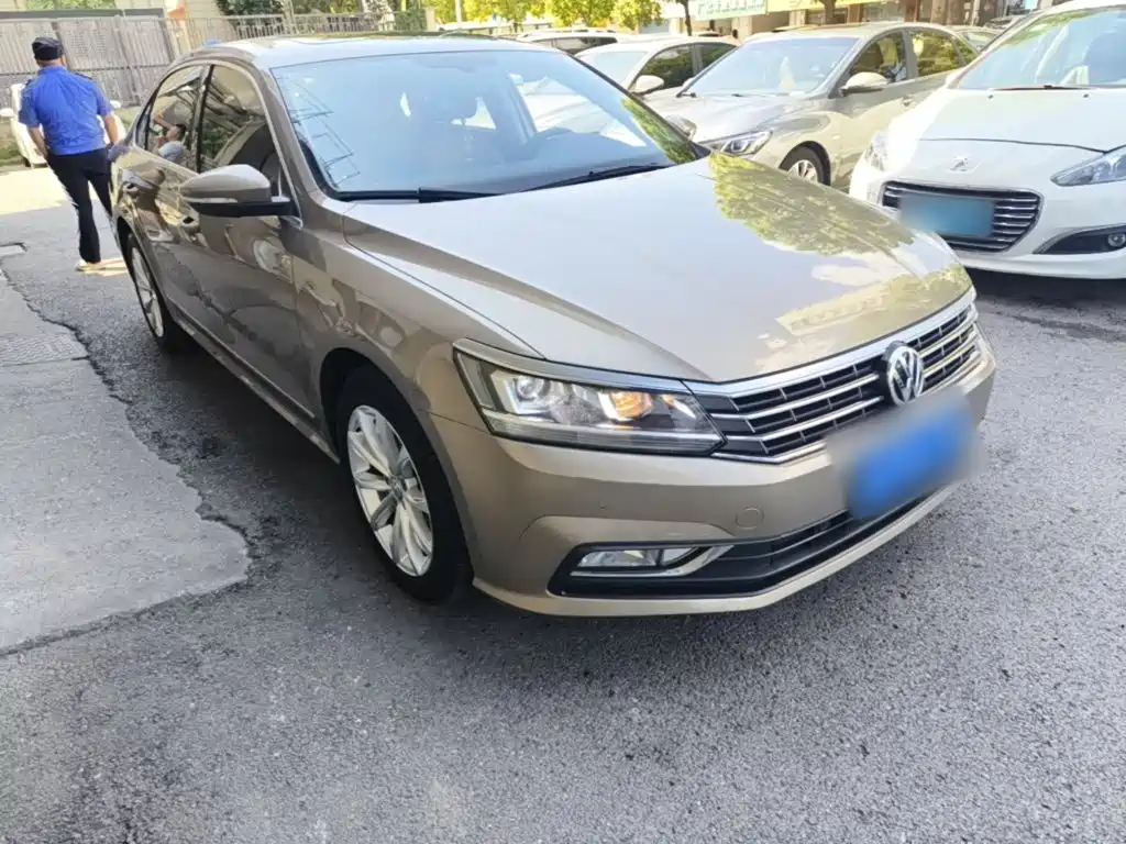 Volkswagen Passat — миниатюра 4