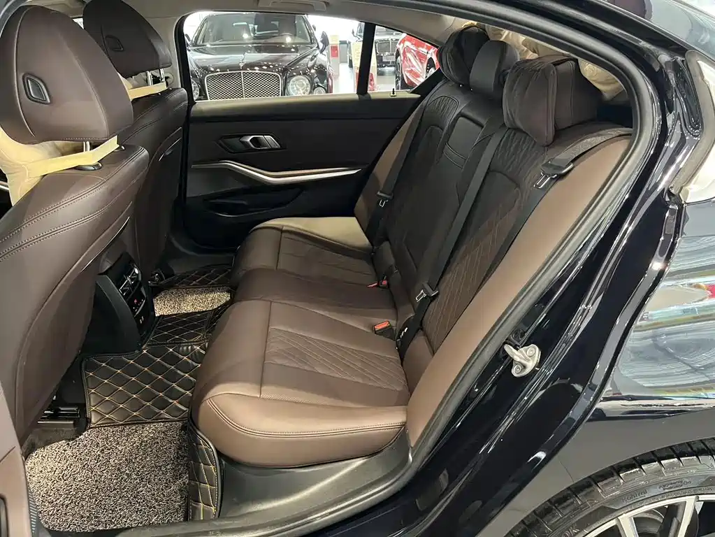 BMW 3 Series — миниатюра 8