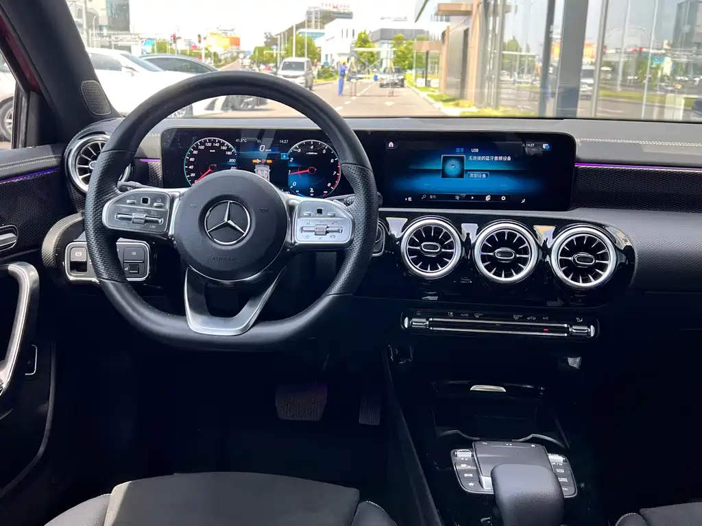 Mercedes-Benz A-Class — миниатюра 12
