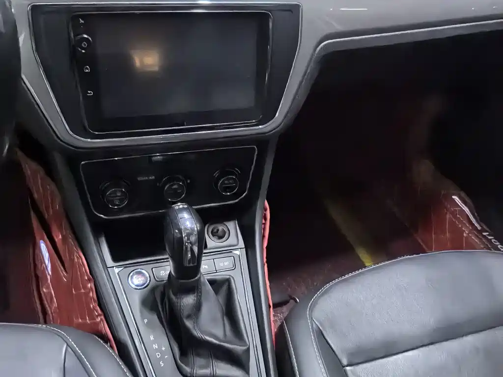 Volkswagen Lavida — миниатюра 11