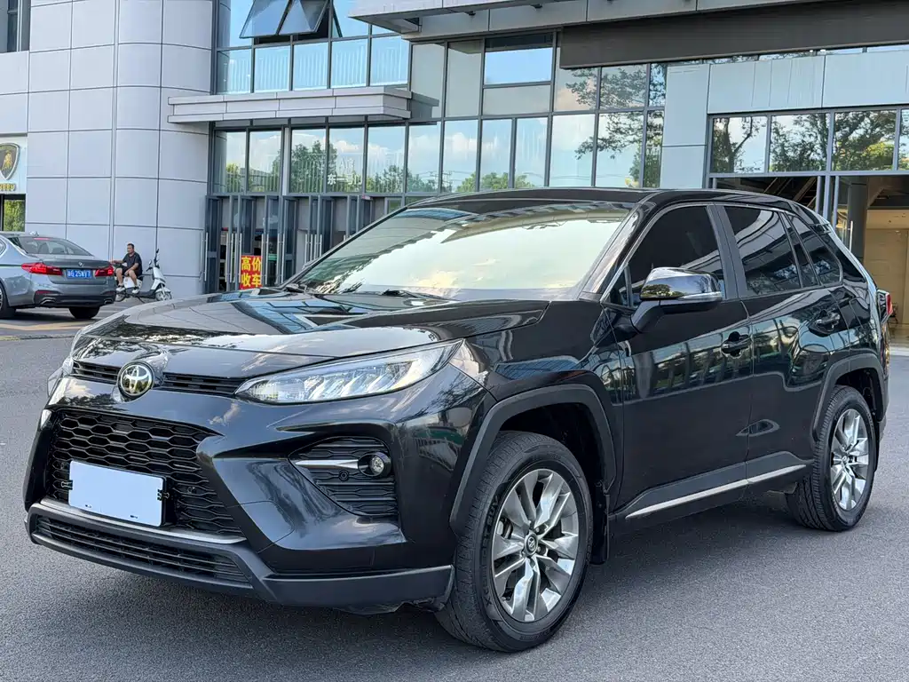 Toyota Wildlander — миниатюра 3