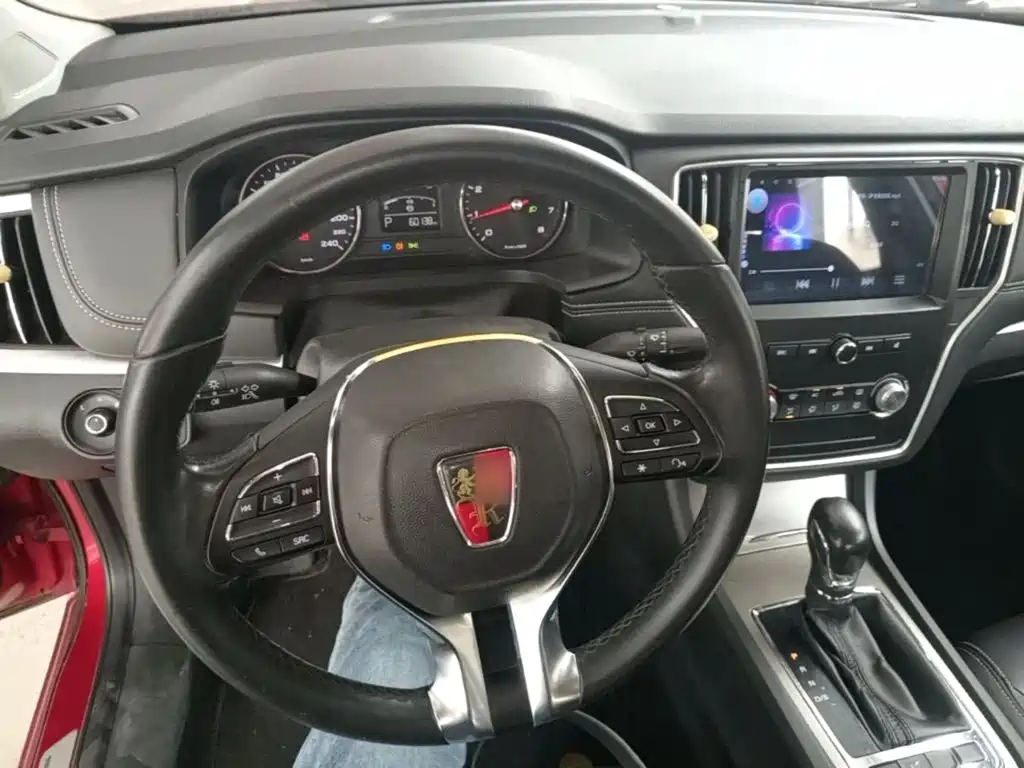 Roewe i6 Classic — миниатюра 11