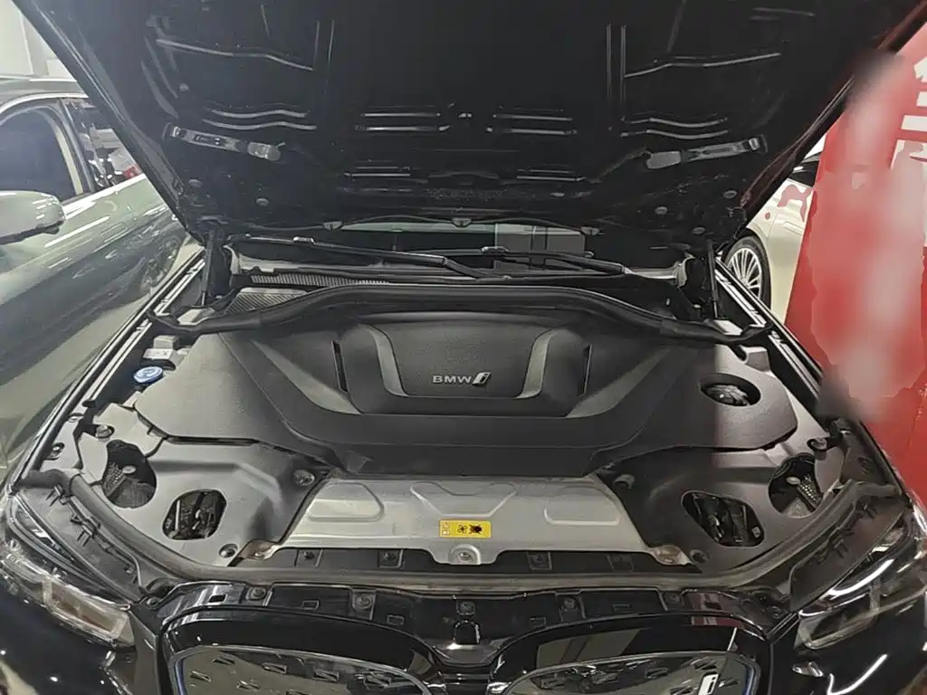 BMW iX3 — миниатюра 20