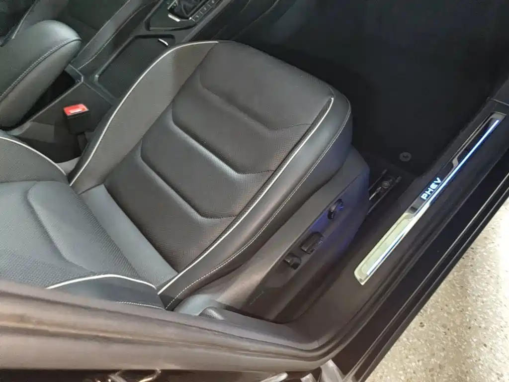 Volkswagen Tiguan L PHEV — миниатюра 25
