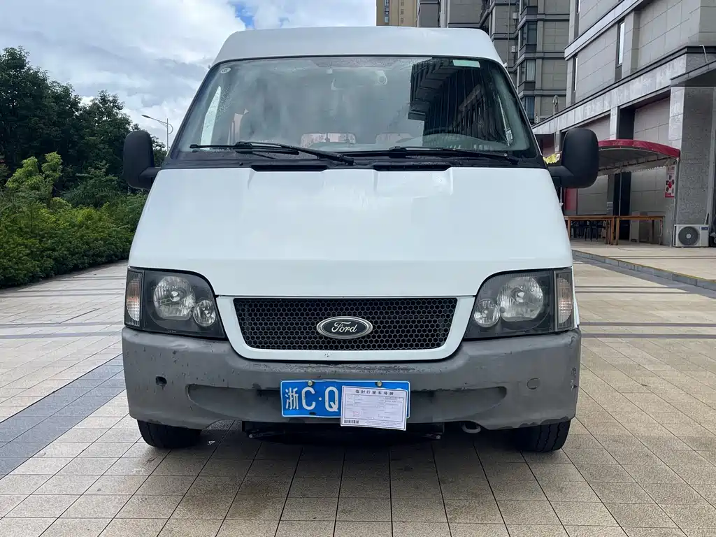 Ford Transit Classic — миниатюра 2