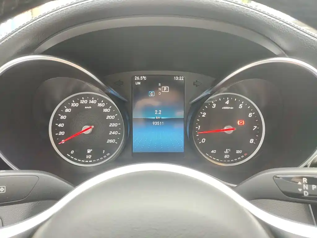 Mercedes-Benz C-Class — миниатюра 12