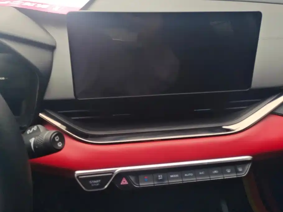 Geely Emgrand S — миниатюра 13