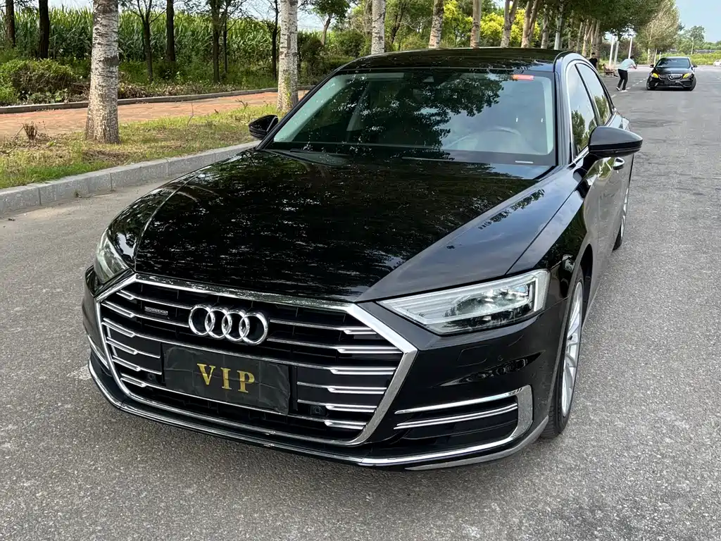 Audi A8 — миниатюра 3