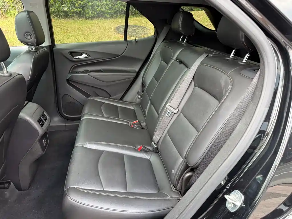 Chevrolet Equinox — миниатюра 12