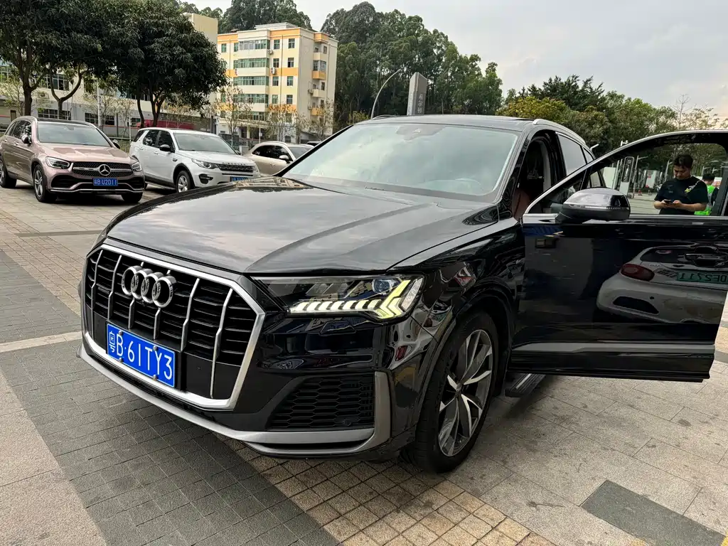Audi Q7 2020 55 TFSI quattro