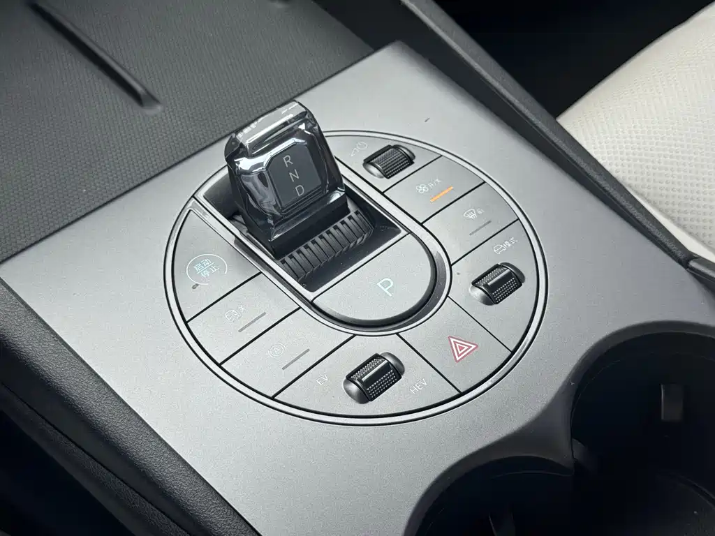 BYD Seal 06 — миниатюра 8