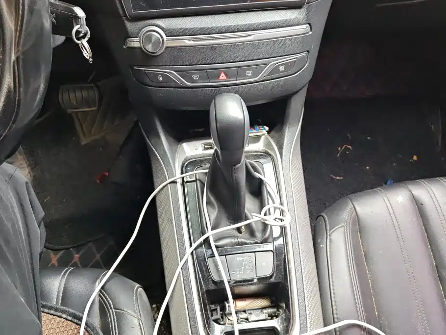 Peugeot 408 — миниатюра 16