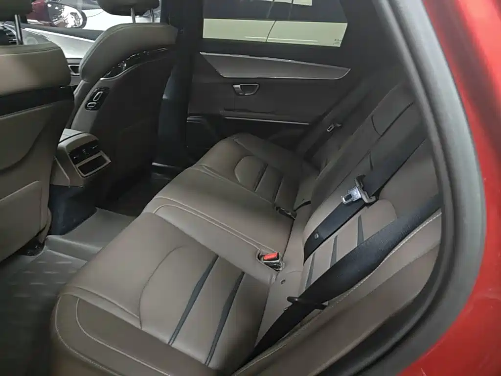 BYD Han — миниатюра 17