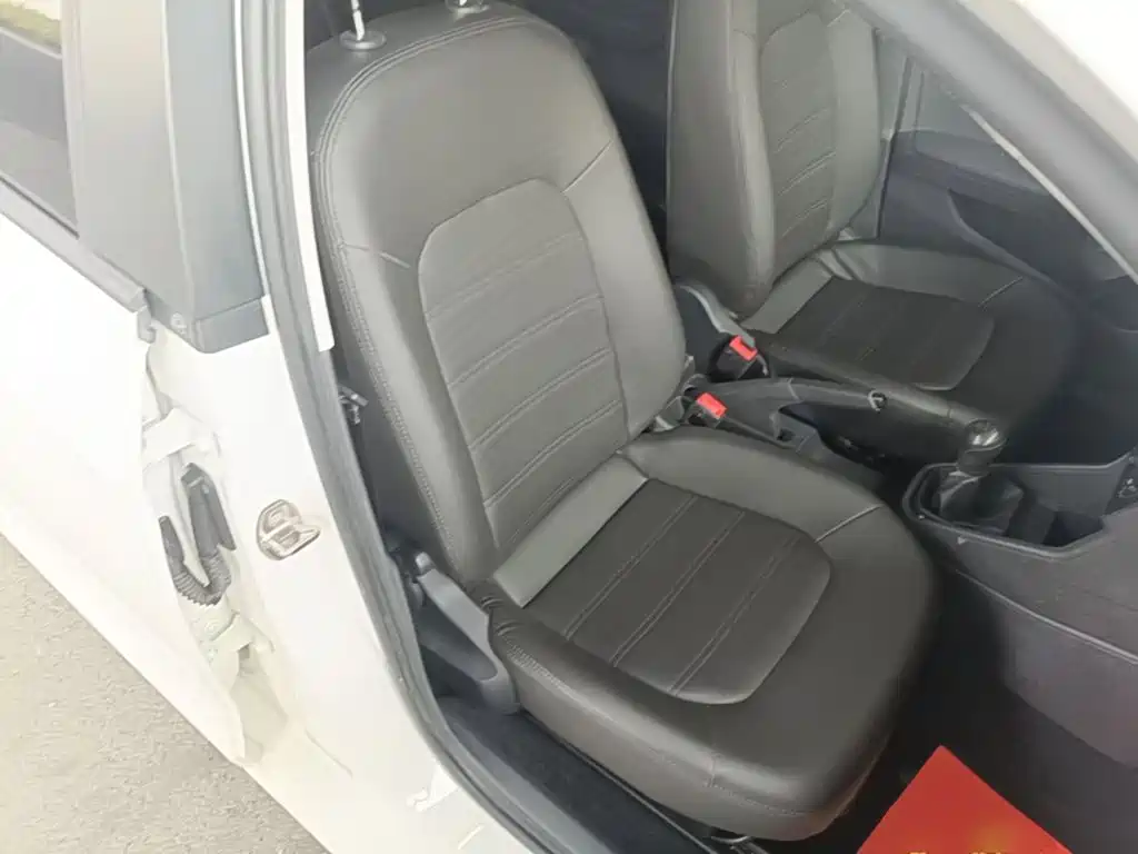 Volkswagen Jetta — миниатюра 25