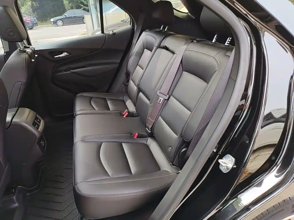 Chevrolet Equinox — миниатюра 17