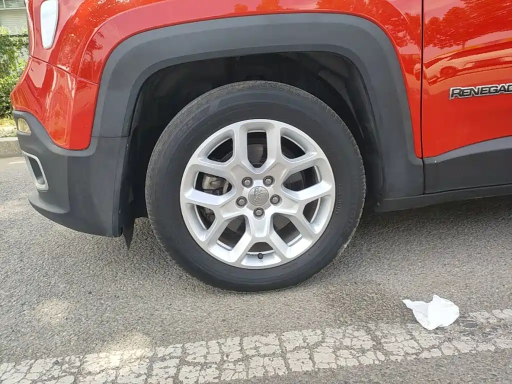 Jeep Renegade — миниатюра 23