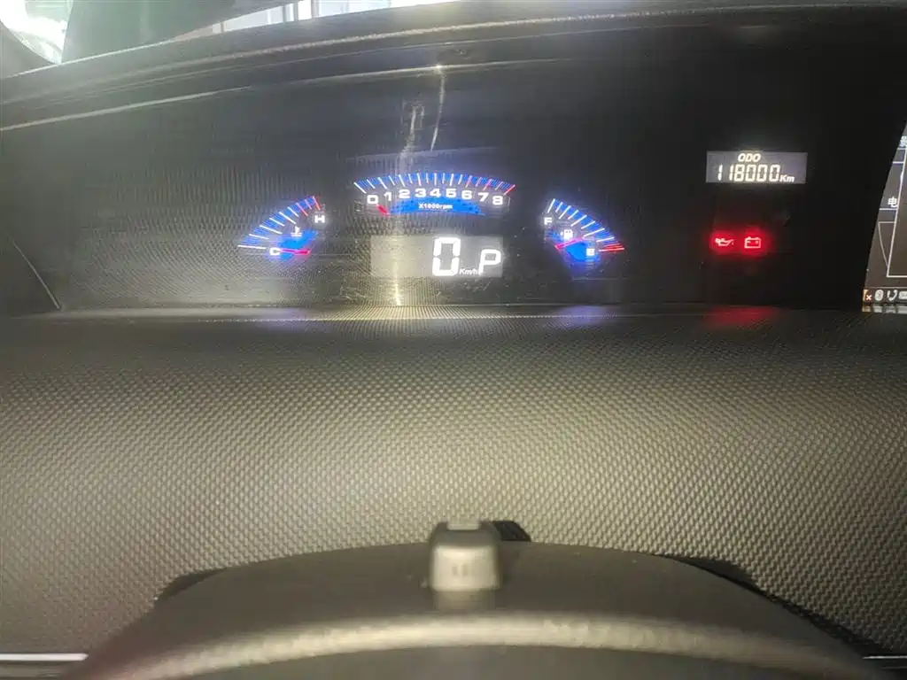 Luxgen Big 7 MPV — миниатюра 12