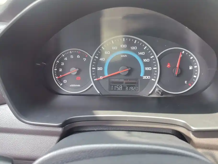 Wuling Hongguang V — миниатюра 14