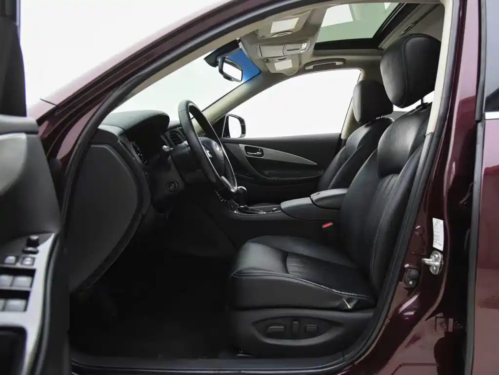 Infiniti QX50 2015 2.5L Enjoy
