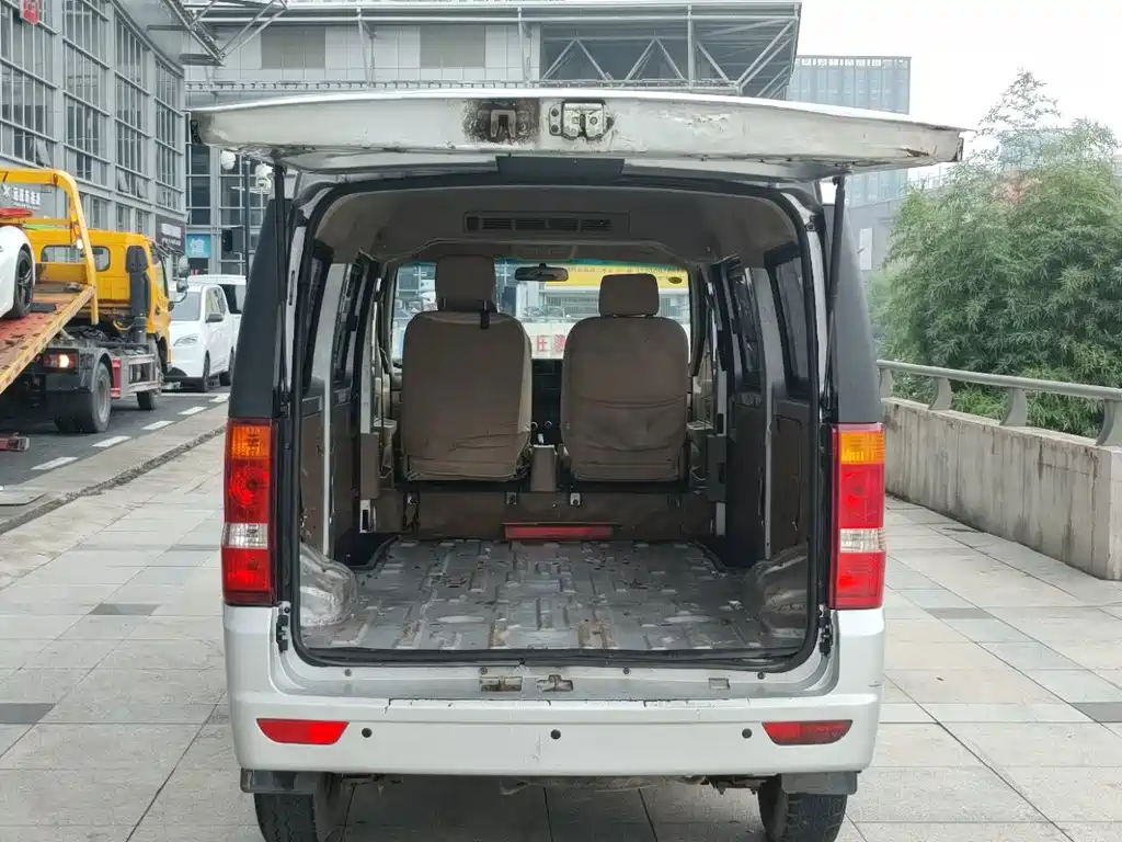 DFSK EC36 — миниатюра 6