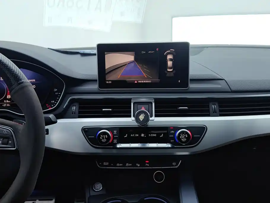 Audi A4L — миниатюра 13