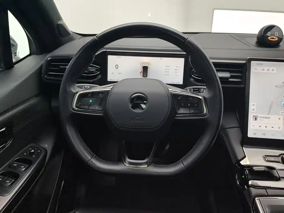 NIO ES6 — миниатюра 15