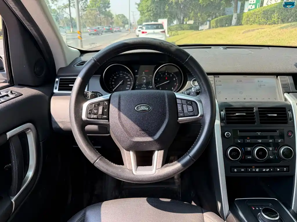 Land Rover Discovery Sport — миниатюра 14