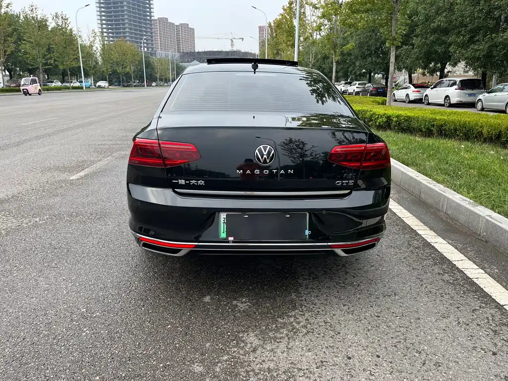 Volkswagen Magotan PHEV — миниатюра 18