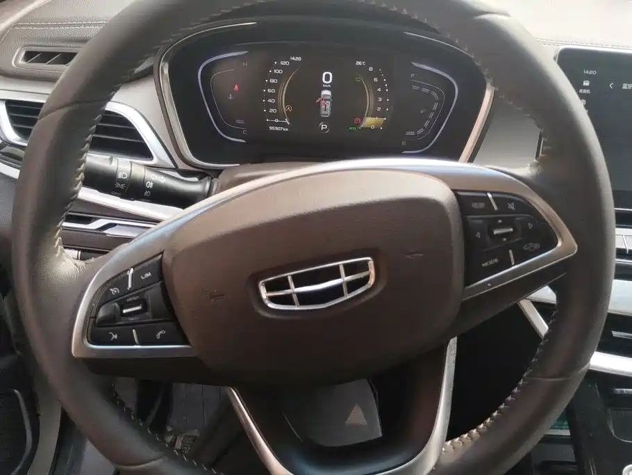 Geely Jia Ji — миниатюра 15