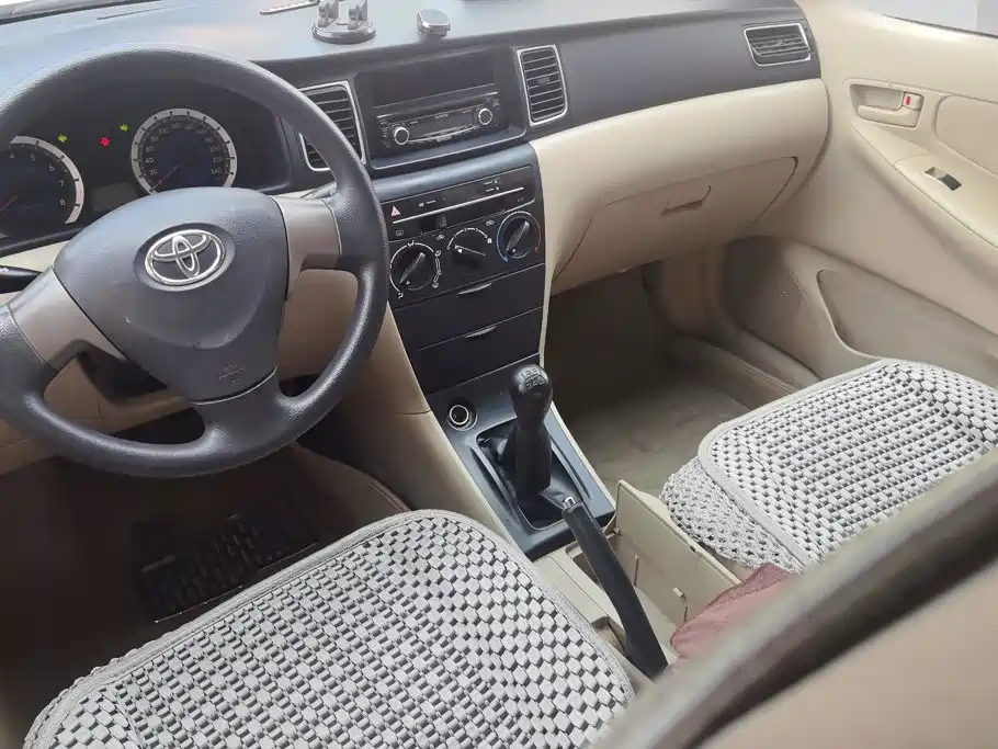 Toyota Corolla — миниатюра 12