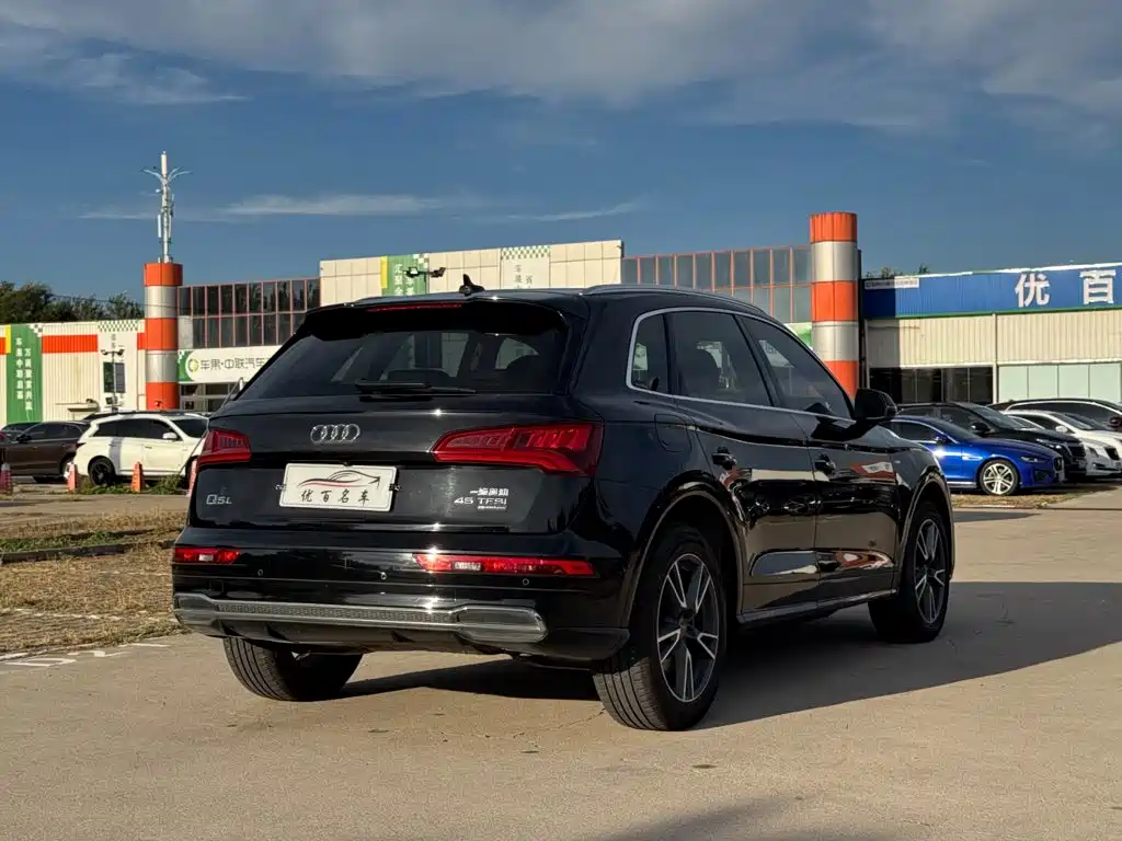 Audi Q5L — миниатюра 6