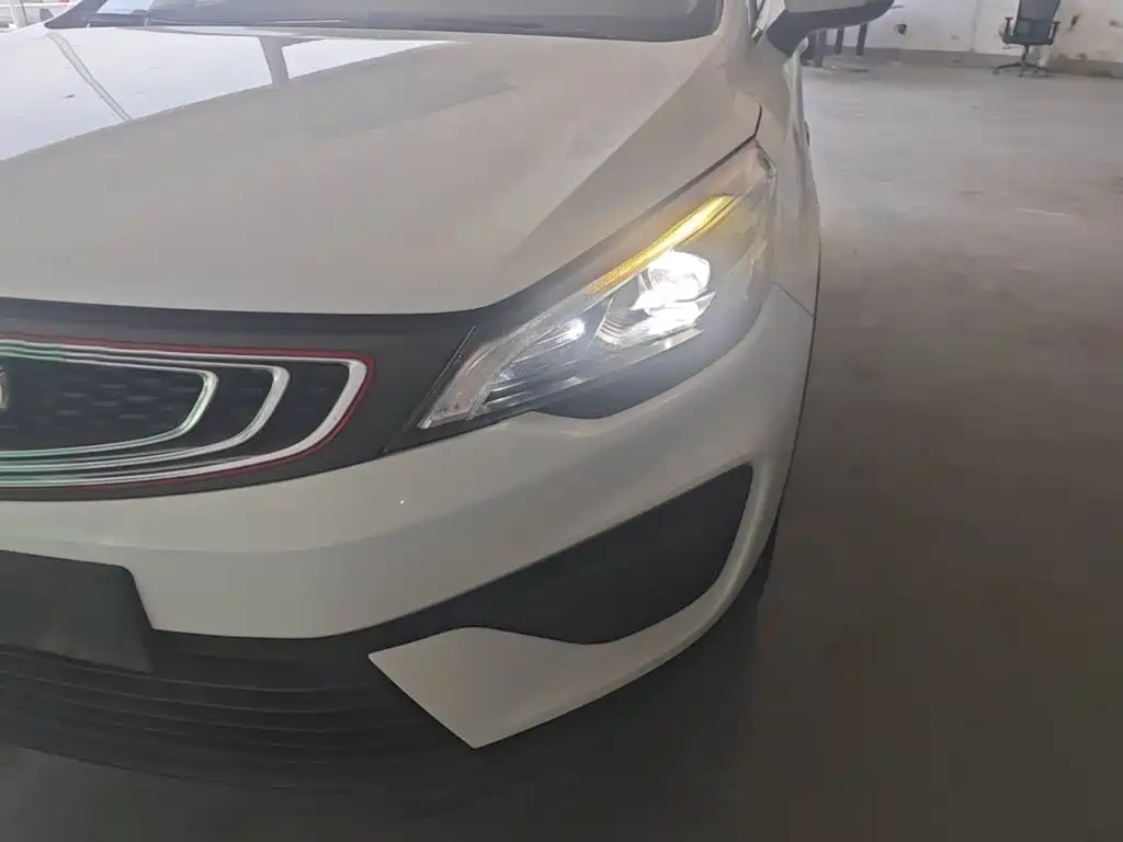 Geely Emgrand GS — миниатюра 24