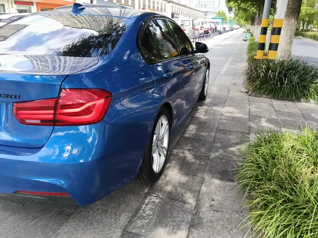 BMW 3 Series — миниатюра 8