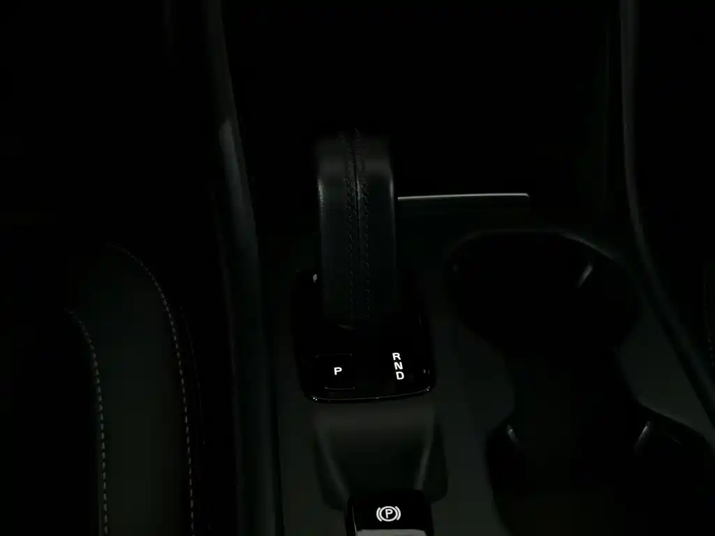 Volvo XC40 — миниатюра 13