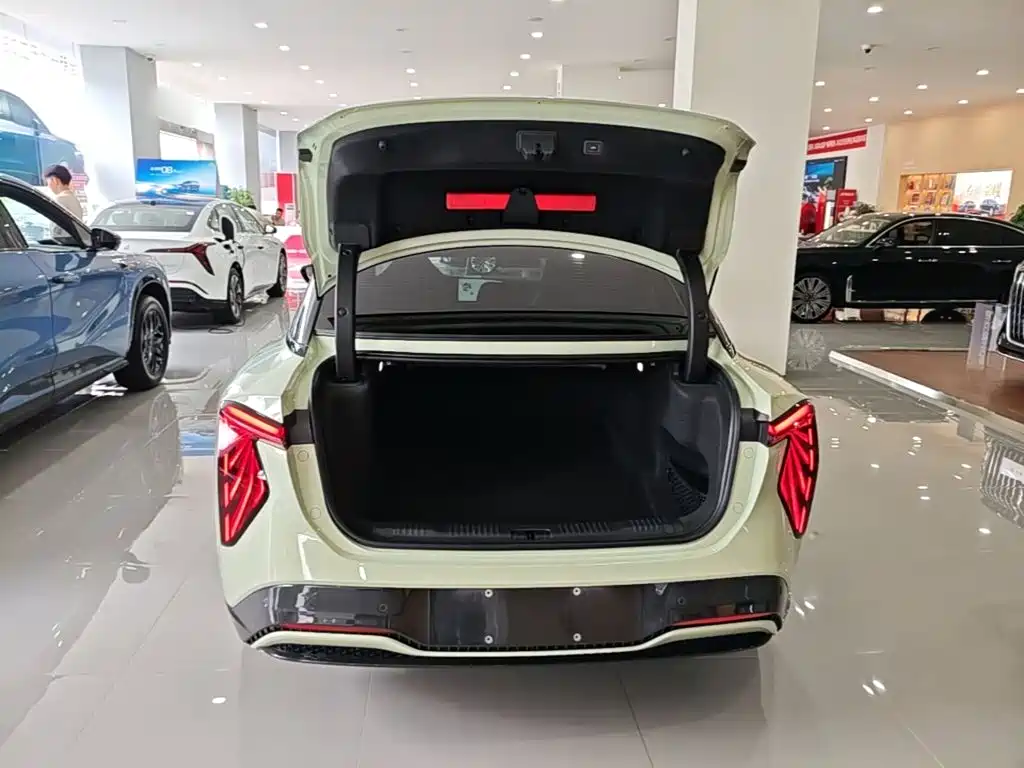 Hongqi Hongqi EH7 — миниатюра 19