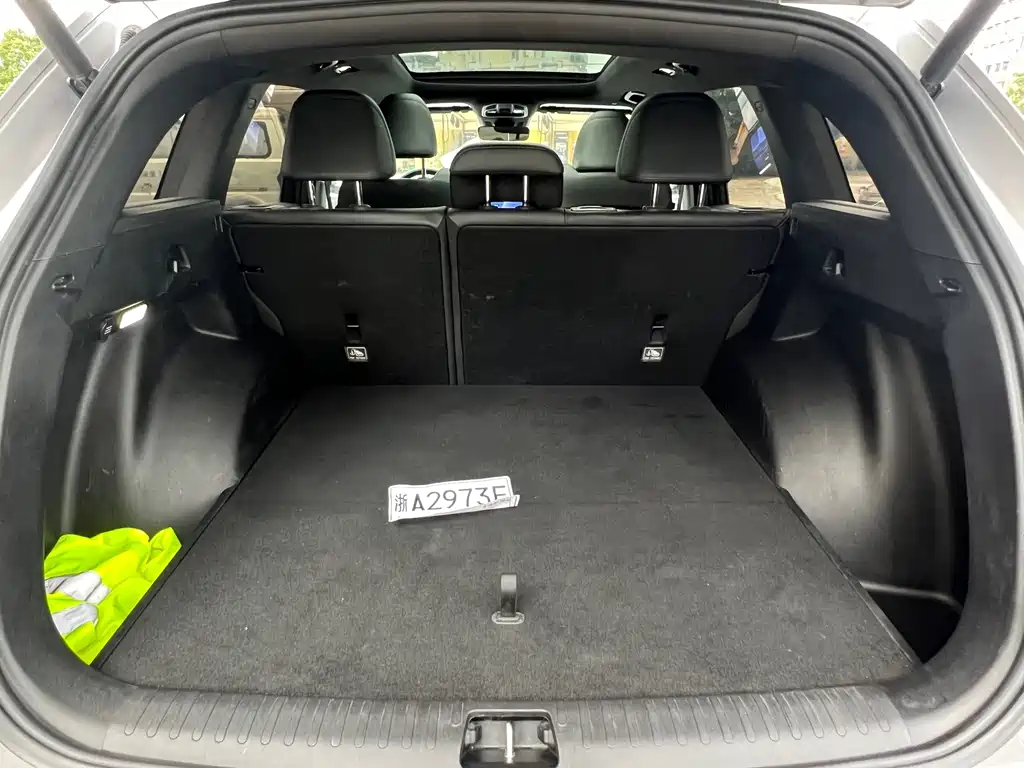 Geely Xingyue L — миниатюра 25