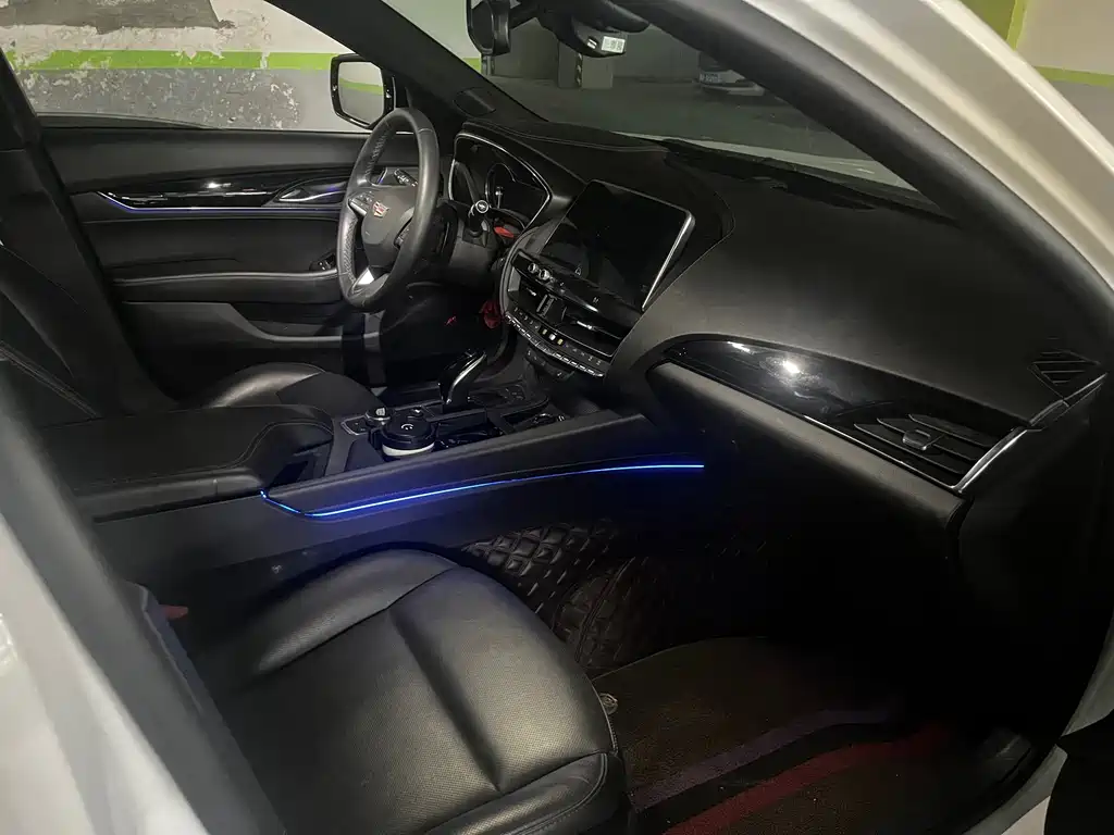 Cadillac CT5 — миниатюра 7