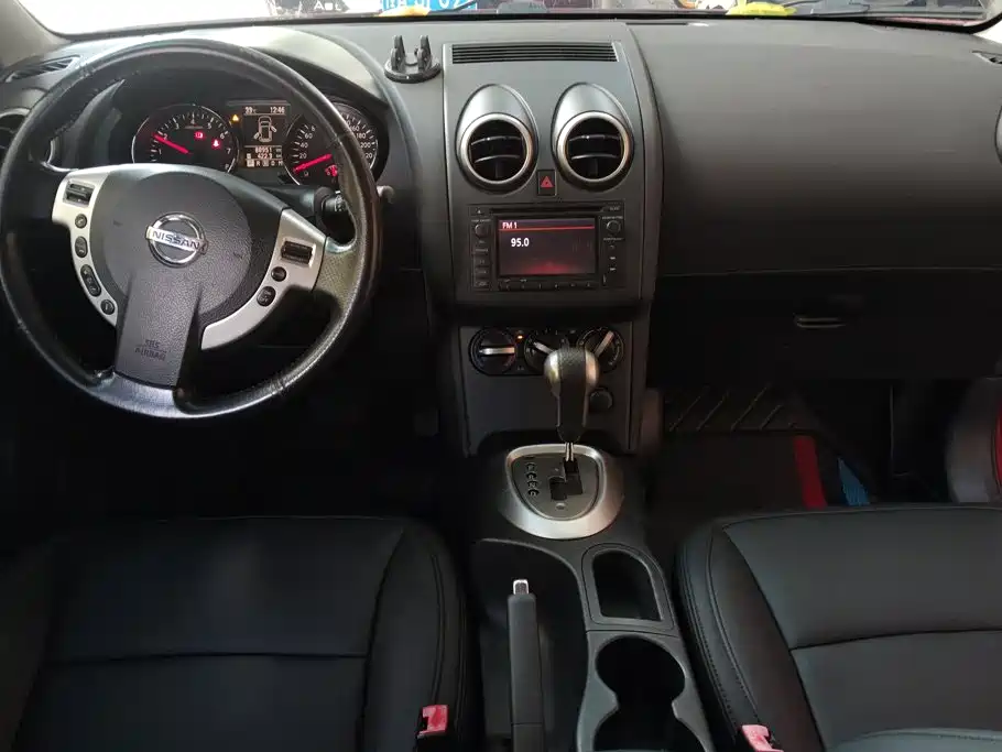Nissan Qashqai — миниатюра 12