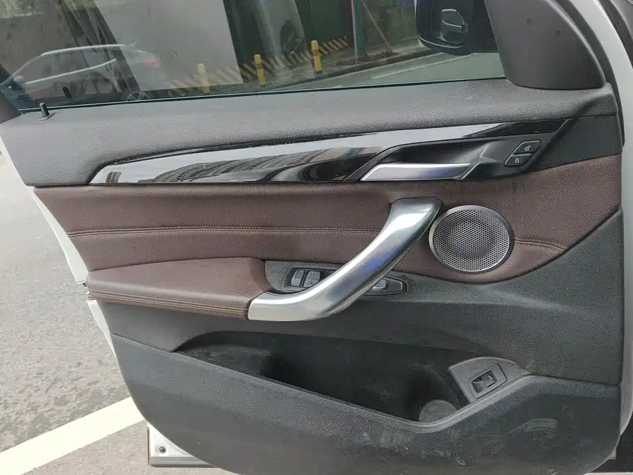 BMW X1 — миниатюра 7