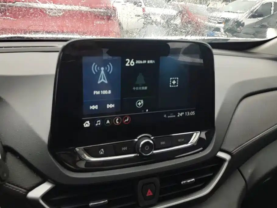 Chevrolet Volando — миниатюра 13